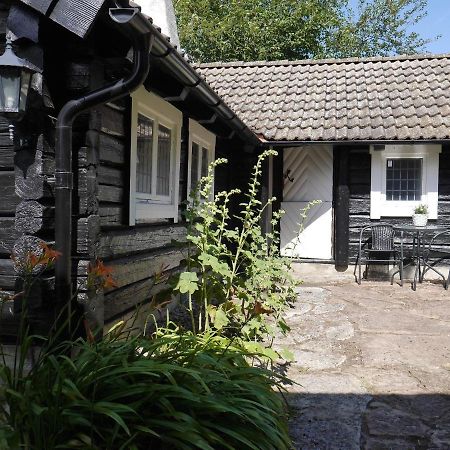 Havsnära 1700-tals Timmerstuga Ängelholm Exteriör bild