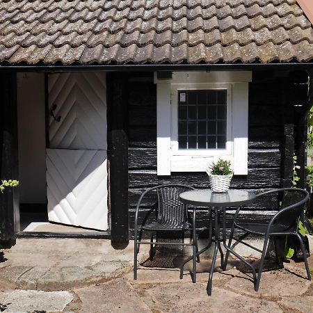 Havsnära 1700-tals Timmerstuga Ängelholm Exteriör bild