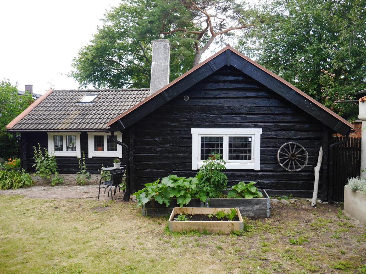 Havsnära 1700-tals Timmerstuga Ängelholm Exteriör bild